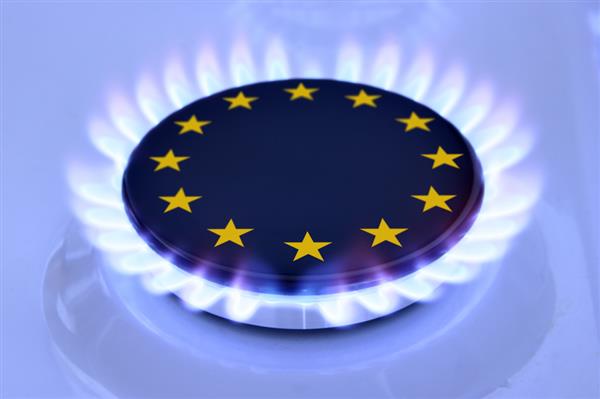 Цены на газ в Европе после снижения накануне до $950 начали торги среды у $1050 - ICE