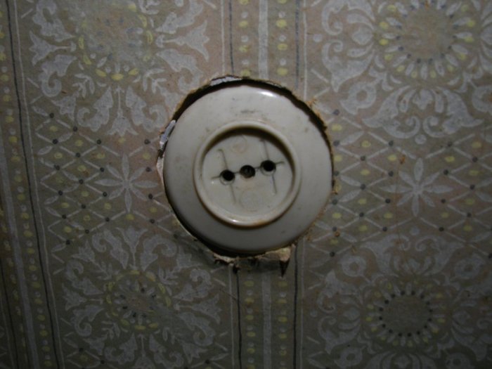 Искрит розетка: в чем причина и как избежать подобного Искрит розетка: в чем причина и как избежать подобного гаджеты,интересное,мир,розетка,технологии