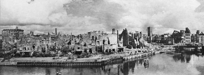 Город после советского штурма в 1945-м./Фото: img-fotki.yandex.ru
