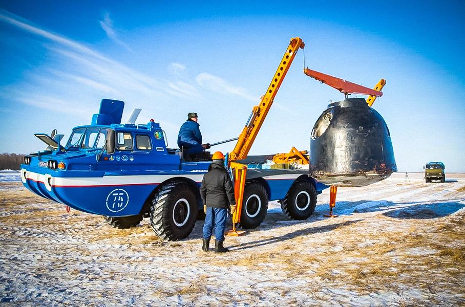 Не застрянут и не утонут: экстремальные советские вездеходы ЗИЛ который, амфибии, колеса, техники, машина, предприятия, только, вездехода, проект, время, конструкции, позволял, модели, «Дельфин», своей, советской, данным, перед, шасси, транспортера