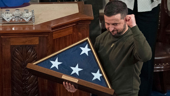 МИЛЛИАРДЫ НА УБИЙСТВО: В КОНГРЕССЕ НАЗВАЛИ ЗЕЛЕНСКОГО ПРЕСТУПНИКОМ