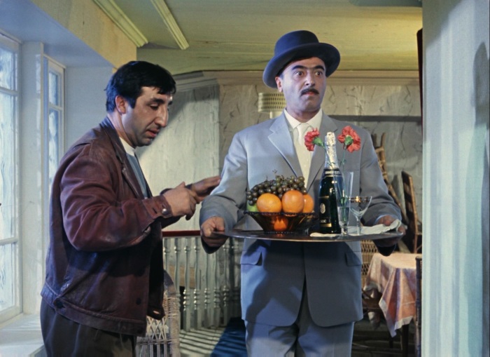 Что вырезали цензоры из всенародно любимых советских комедий Что вырезали цензоры из всенародно любимых советских комедий кино