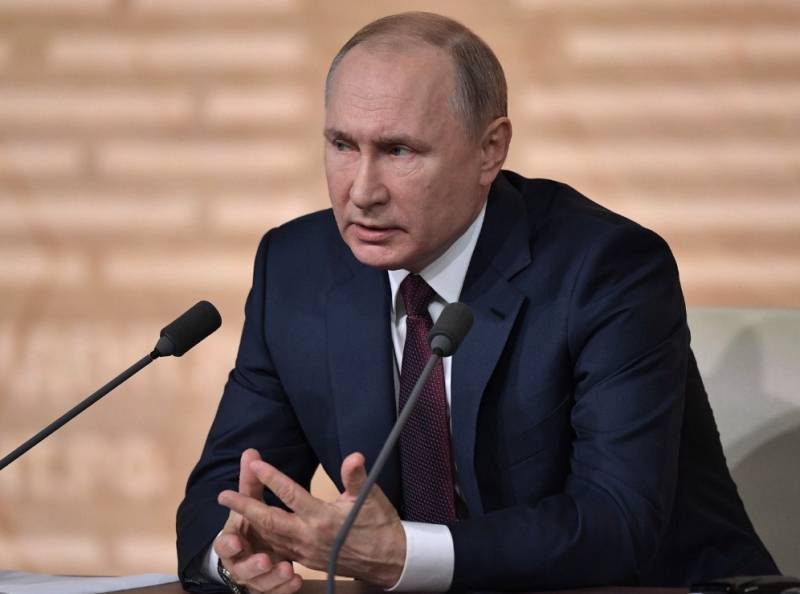Бог, семья, русский народ: Путин внёс поправки к Конституции на рассмотрение Госдумы россия