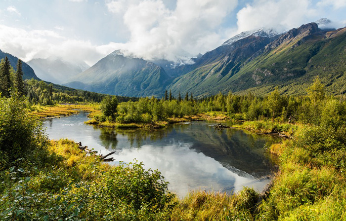 Природа Аляски невероятно прекрасна. / Фото: Wikimedia Commons
