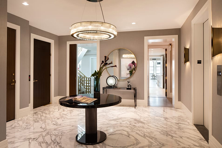 В гостях у миллиардера Джеффа Безоса: экскурсия по его новым "апартаментам для городских романтиков" на Манхэттене Стиль жизни,Дома звезд