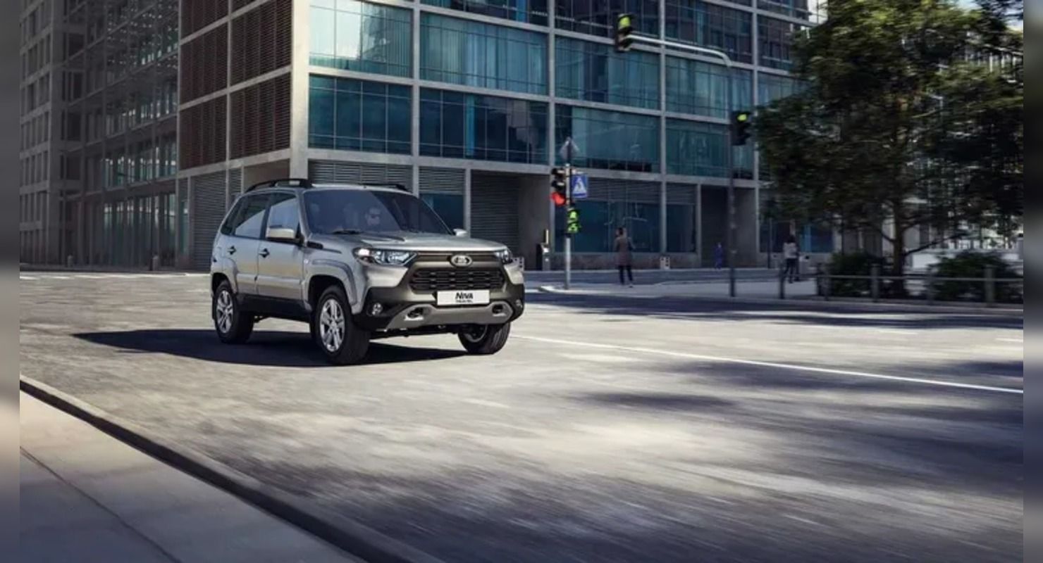 Эксперты назвали элементы Duster, которых не хватает LADA Niva Travel