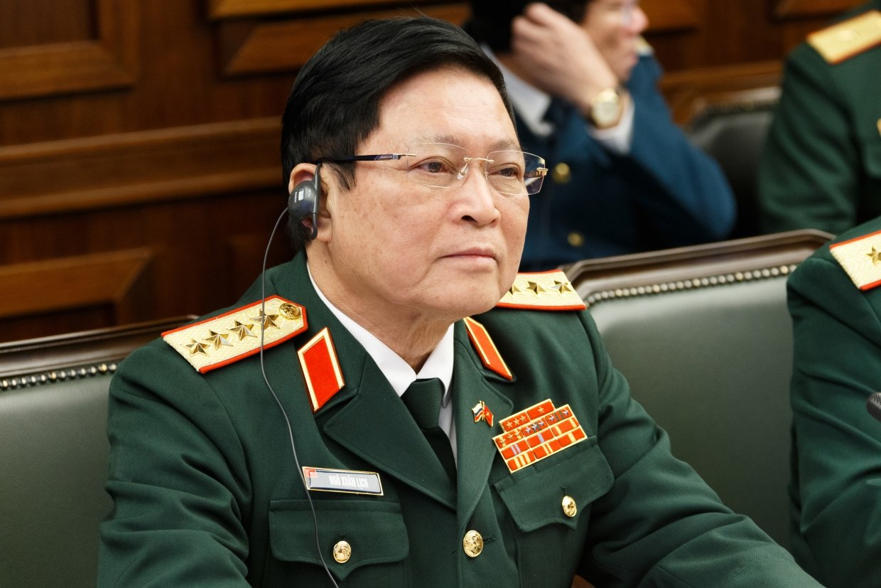 Шойгу и министр обороны Вьетнама обсудили военное сотрудничество