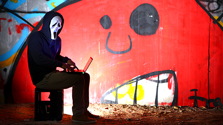 Мошенники на "Госуслугах": Тысячи жертв каждый день. Как защититься?