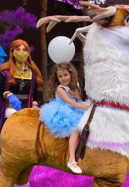Кети Топурия устроила сказочный праздник в честь дня рождения своей дочки Оливии Дети,Дети знаменитостей