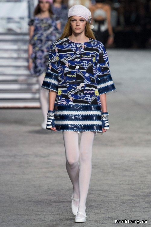 Chanel 2019 круизная коллекция Chanel 2019 круизная коллекция