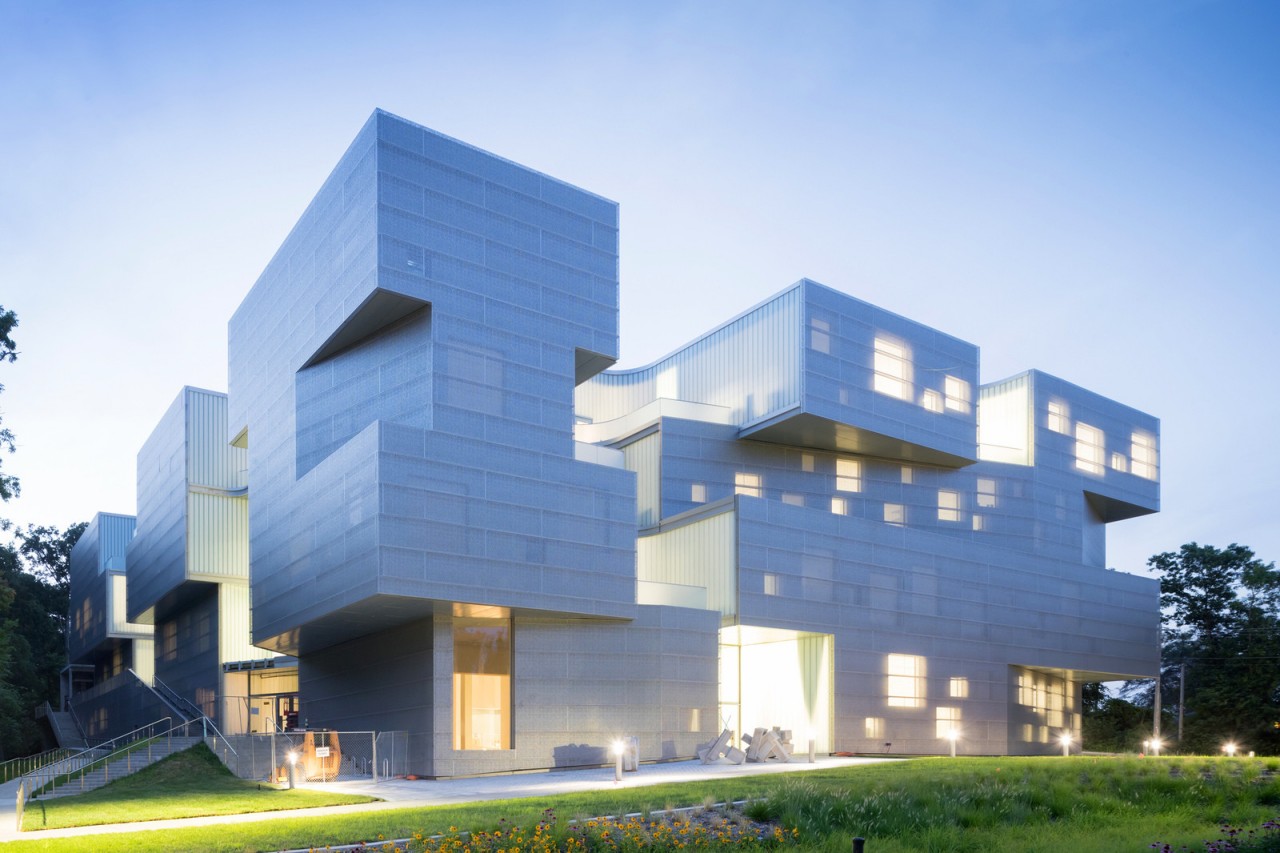 Архитектура и дизайн университета для художников и искусствоведов в США