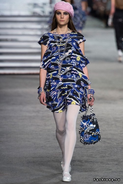 Chanel 2019 круизная коллекция Chanel 2019 круизная коллекция