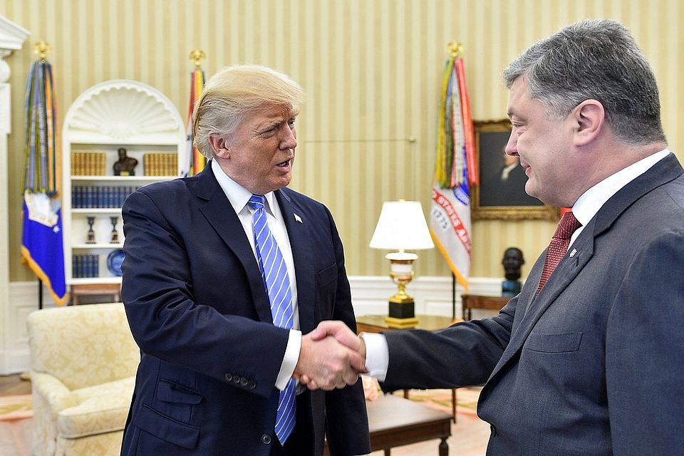 Президент США Дональд Трамп и президент Украины Петр Порошенко