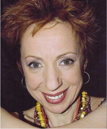 Актриса Галина Петрова: "Внешность была поводом для насмешек даже отца, но это не помешало достичь успеха"