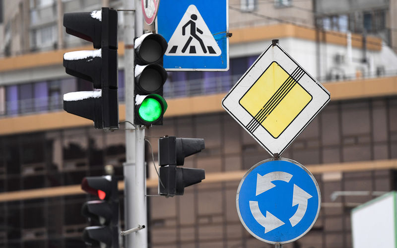 9 несуразностей в действующих ПДД 9 несуразностей в действующих ПДД авто и мото,автоновости,пдд,Россия