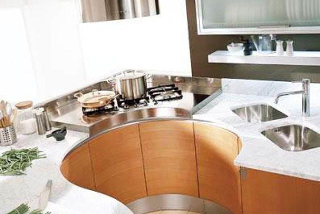 Кухня без острых углов. Как Вам идея? Кухня без острых углов. Как Вам идея? handmake,дизайн интерьера