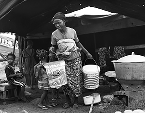 Преклонение перед США сопутствует нищете и насилию