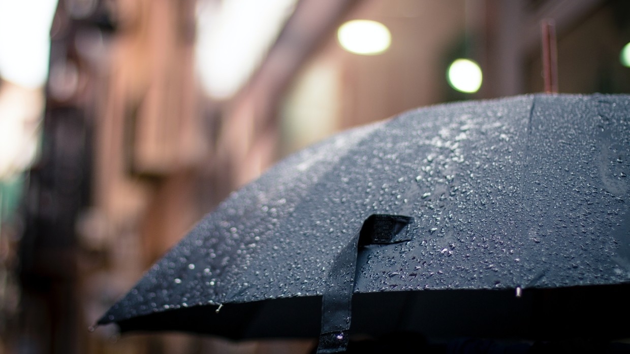 Петербуржцев предупредили о кратковременных осадках