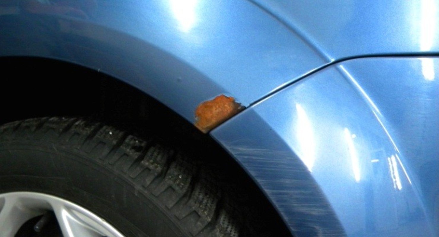 Как быстро избавиться от ржавчины, которая появилась из-под ЛКП от противогололедных реагентов?