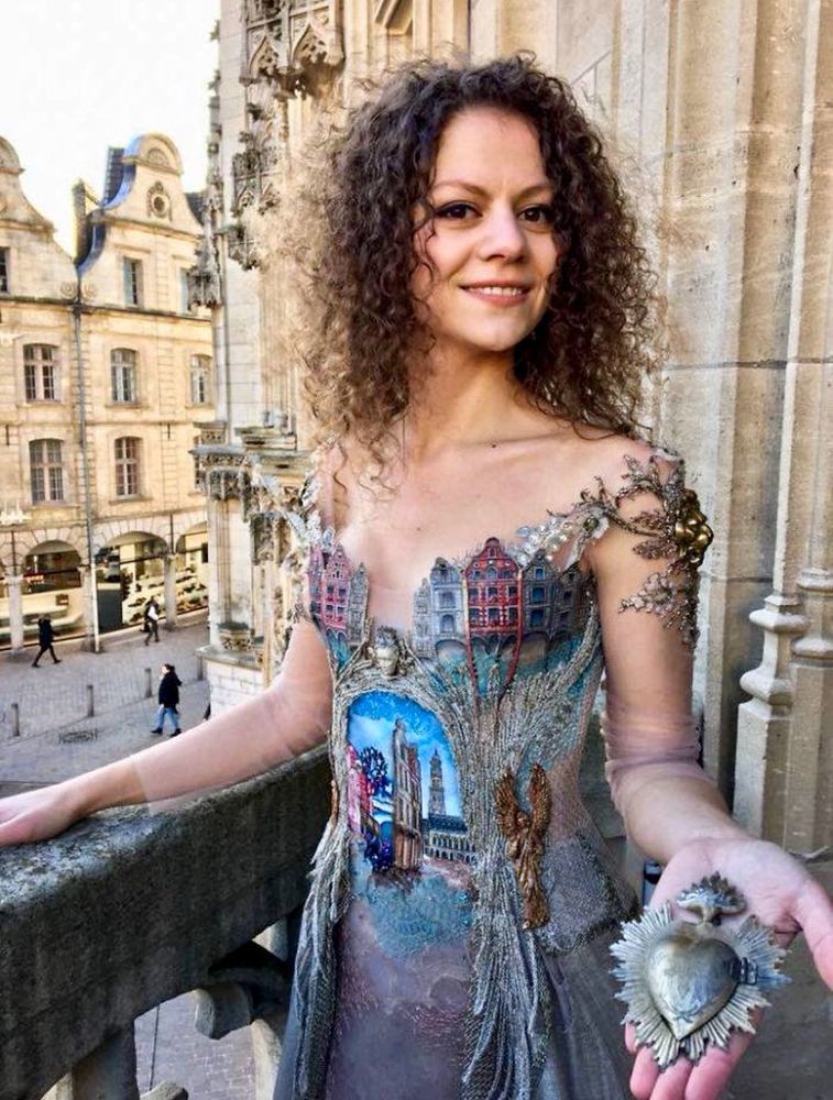 Француженка Sylvie Facon создает платья, которые поражают даже видавших виды людей, фото № 7
