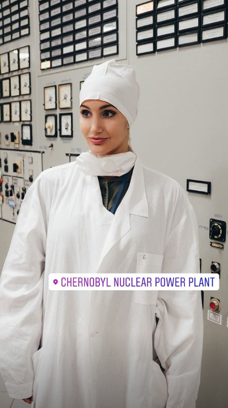 Инстаграм-модели делают откровенные фото в Чернобыльской зоне и многих это возмущает 