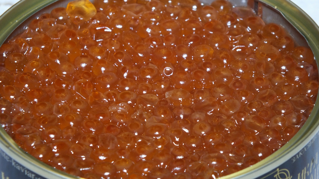 Росрыболовство ожидает снижения стоимости красной икры в ближайший месяц