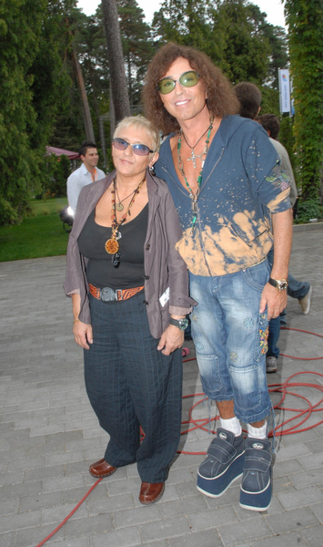 Валерий Леонтьев с женой Людмилой.