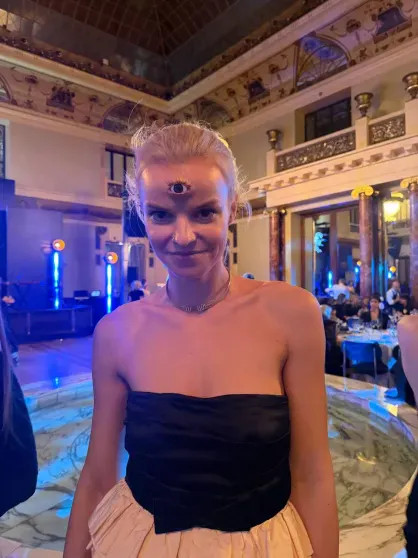 Ксения Собчак и Zivert в перьях, Аня Чиповская, Виктория Исакова, Ольга Карпуть и вся светская Москва посетили гала-ужин The Blueprint Ксения, платье, Полетаева, Анастасия, Дукалис, надела, позировала, Бондаренко, Zivert, выбрала, Виктория, Чиповская, образы, Собчак, Карпуть, Шипилова, Кищук, Жаркова, Оксана, третьим