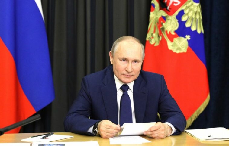 Путин подписал закон о денонсации Договора об обычных вооруженных силах в Европе