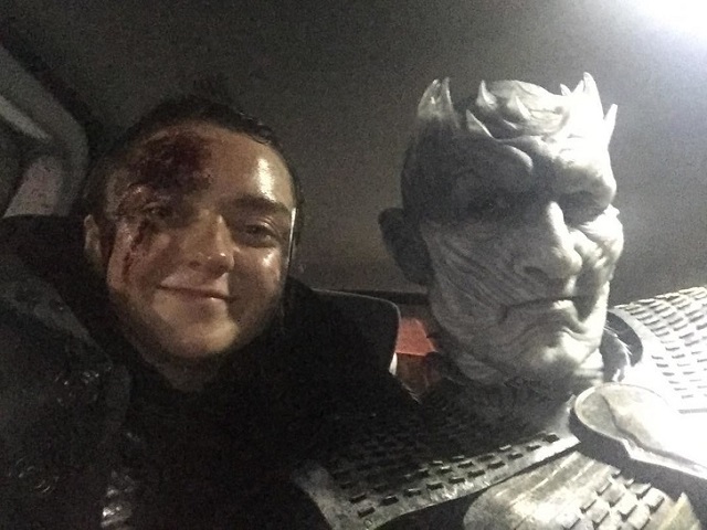 Забавные снимки со съемочных площадок знаменитых сериалов Забавные снимки со съемочных площадок знаменитых сериалов кино и тв,юмор и курьезы