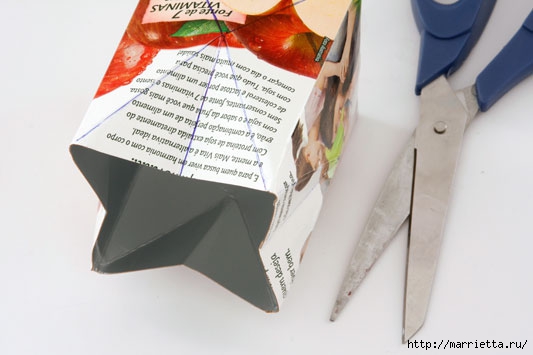 Подарочная упаковка из бумажных пакетов. Мастер-класс можно, молока, кофейными, ткань, сделать, бумаги, пакетов, фильтрами, пакет, нижеСкладываем, показано, диагонали, проводим, линейки, Посмотрите, ручки, помощью, Клеем, пакета, часть