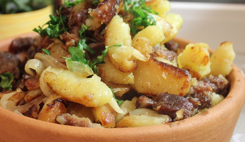 Жареная картошка с мясом: самые вкусные рецепты