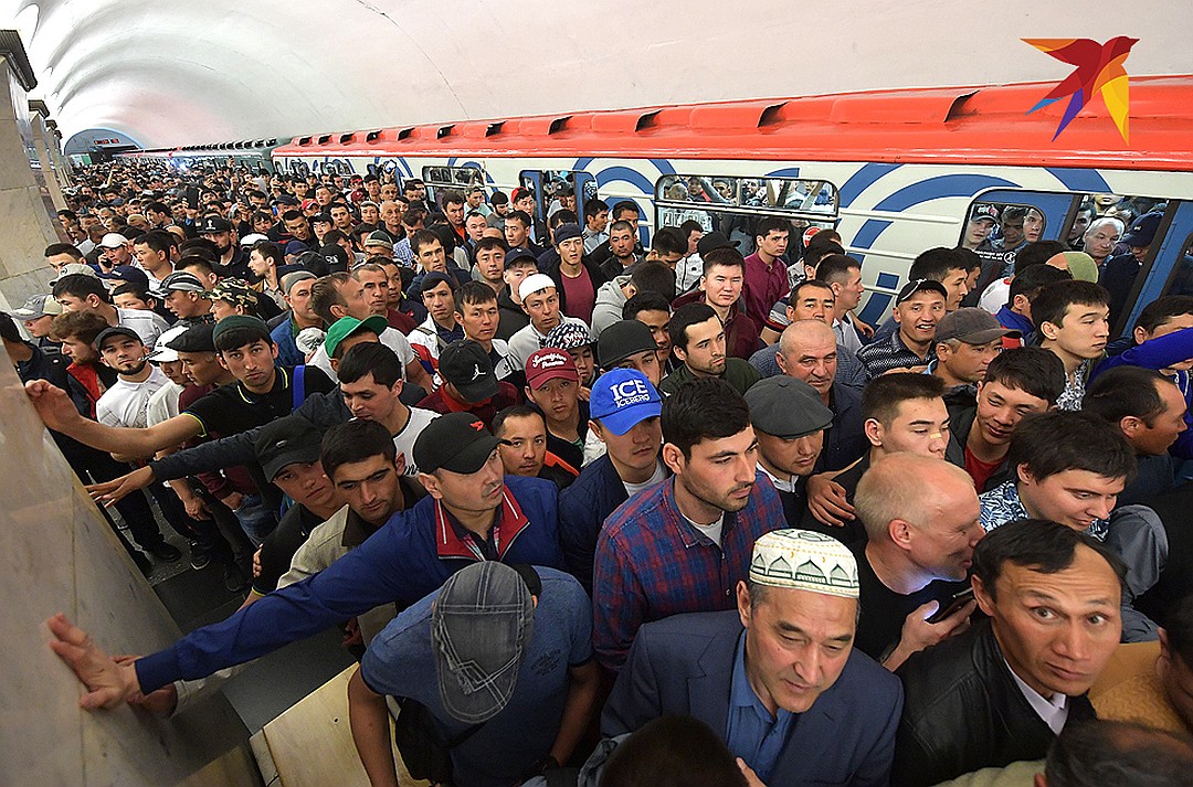 «Сколько-сколько, говорите, у нас мигрантов?» Москва отметила Ураза-байрам