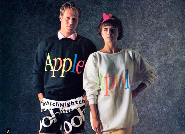 Фотография: Оказывается, без Стива Джобса в 1980-е годы Apple продавала одежду №2 - BigPicture.ru