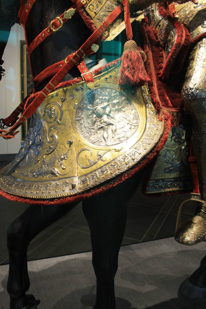 «Доспехи Геракла». Красивейшие доспехи в истории история