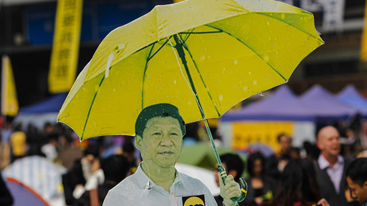 ДВА СТУЛА ДЛЯ ДРУГА СИ: ПЕРВАЯ ПРОВЕРКА ДЛЯ КИТАЯ ОКАЗАЛАСЬ ТЕЛЕФОННЫМ ЗВОНКОМ