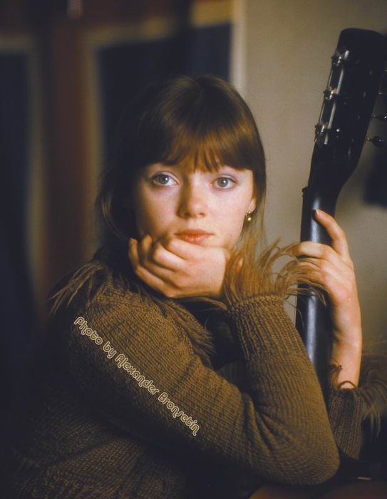 Красавицы российского кино, которые ушли из жизни слишком рано 