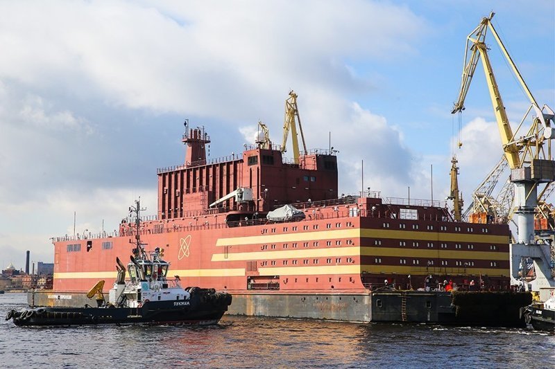 Первый в мире плавучий атомный энергоблок отправился из Санкт-Петербурга в Мурманск Академик Ломоносов, плавучей атомной, фоторепортаж, энергоблок