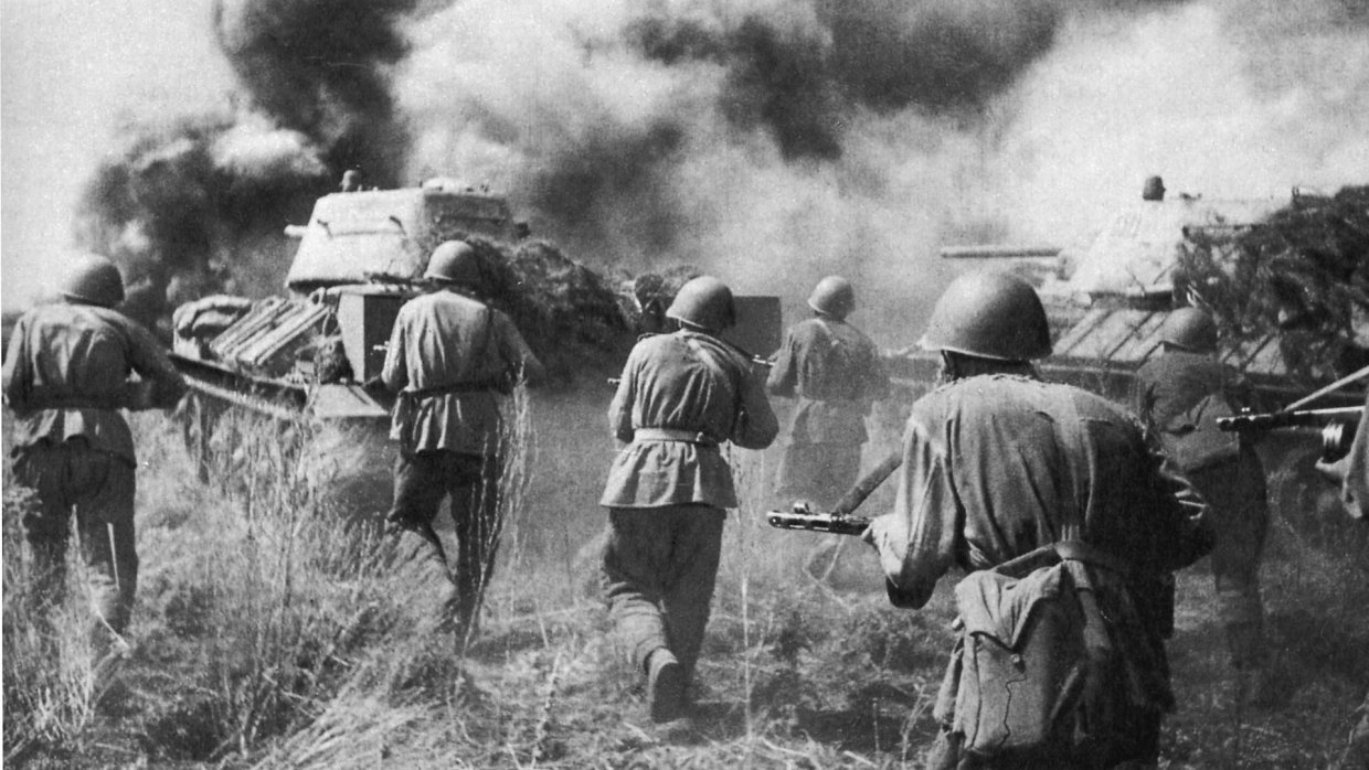 Сражение под Прохоровкой — бой между частями вермахта и советскими войсками в ходе Курской битвы — произошло 12 июля 1943 года