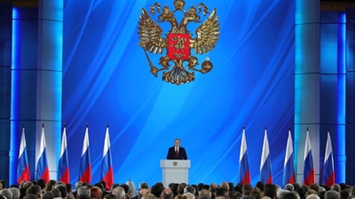 Русское право превыше всего: Россия взяла курс на суверенитет