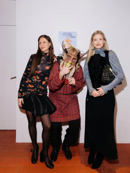 Софья Эрнст посетила вечеринку в Москве instagram (инстаграм),социальная сеть,г,Москва [1405113],елизавета эрнст,исток,дом культуры,Константин Эрнст,Прохор Шаляпин,Софья Эрнст,Тина Кузнецова,юлия журавлева