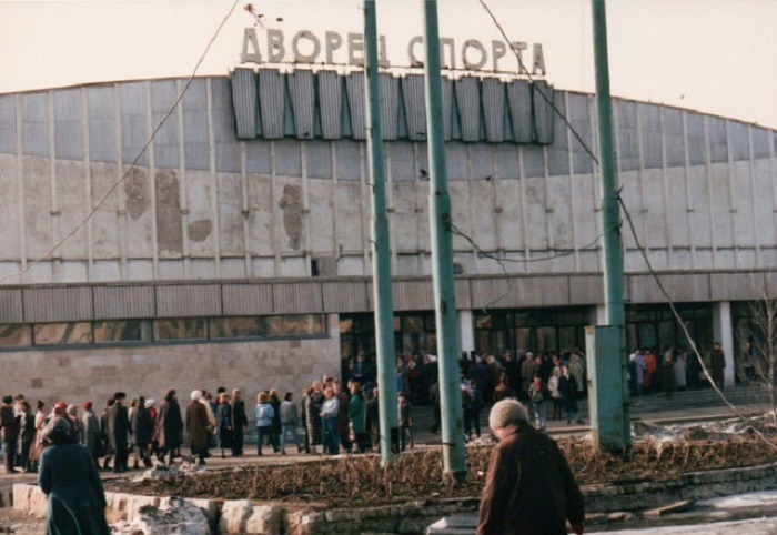 Так выглядел культурно-развлекательный комплекс, построенный в 1965-м году, до проведения реконструкции в 2007-м.