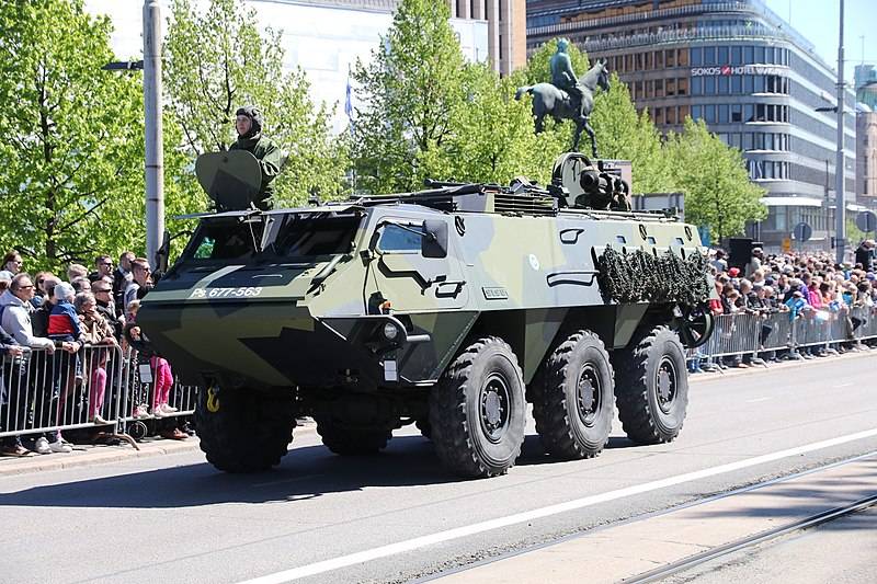 Артиллерия, бронетехника и армейская авиация Финляндии армия,оружие