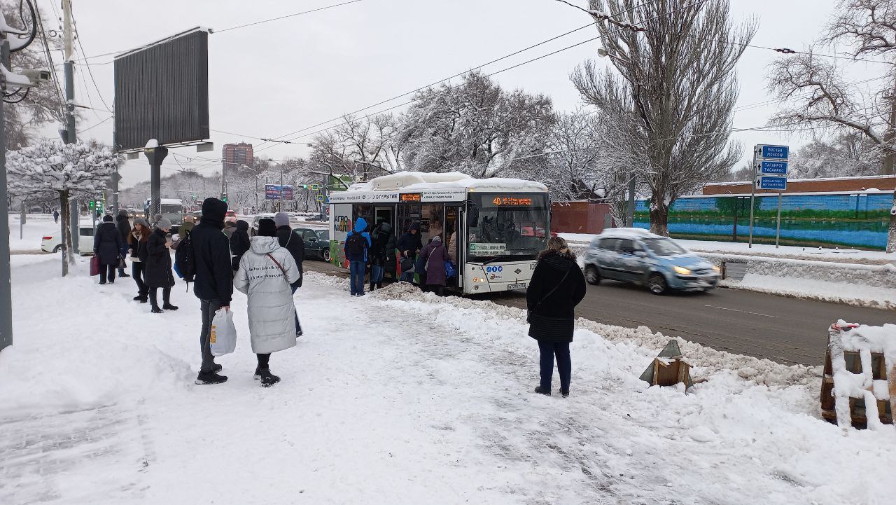 Погода ростов на дону 2023 год. Ростов на Дону 14 01 2022. Первый снег в Ростове на Дону 2022 год. Ростов на Дону 2021 фото декабрь. Снег в Ростове на Дону 2014.