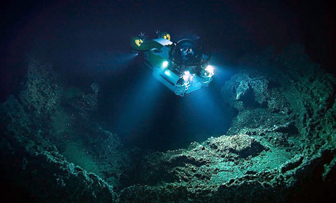 Океанологи исследовали Марианскую впадину и на глубине 10,9 километров записали звук, который шел со дна
