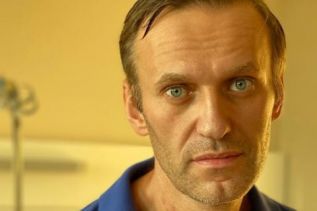 Путин лично руководит отравлением: Навальный
