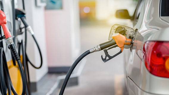 Конгресс провел слушания среди руководителей нефтяных компаний по вопросу увеличения цен на бензин