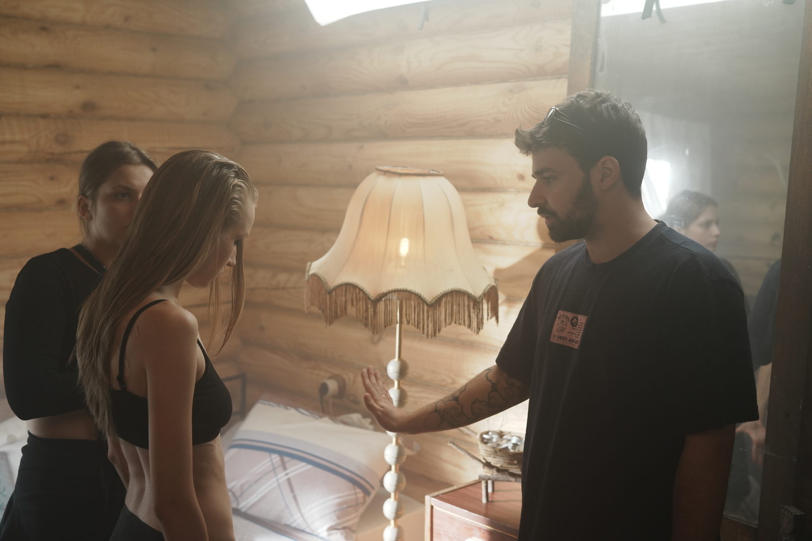 Артемий Лебедев дебютировал в кино в фольклорном хорроре «Мора» Артемий Лебедев дебютировал в кино в фольклорном хорроре «Мора»
