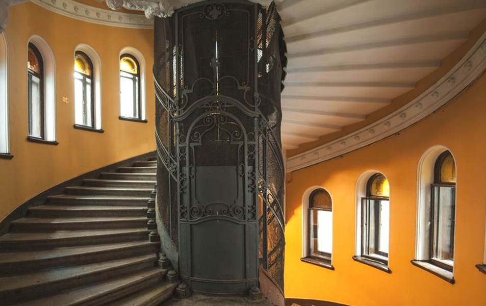 Не подъезд, а парадная! Сокровища петербургских особняков архитектура,интерьер и дизайн