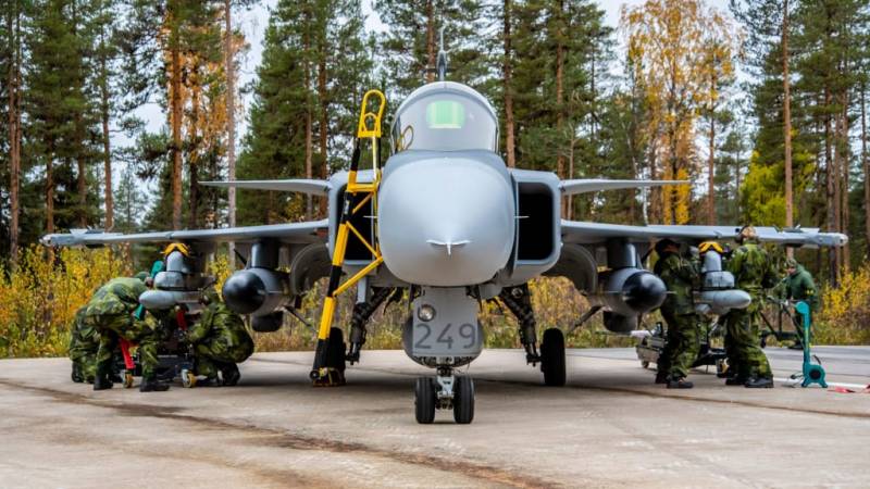 Состояние и перспективы шведского парка истребителей JAS 39 Gripen Состояние и перспективы шведского парка истребителей JAS 39 Gripen ввс